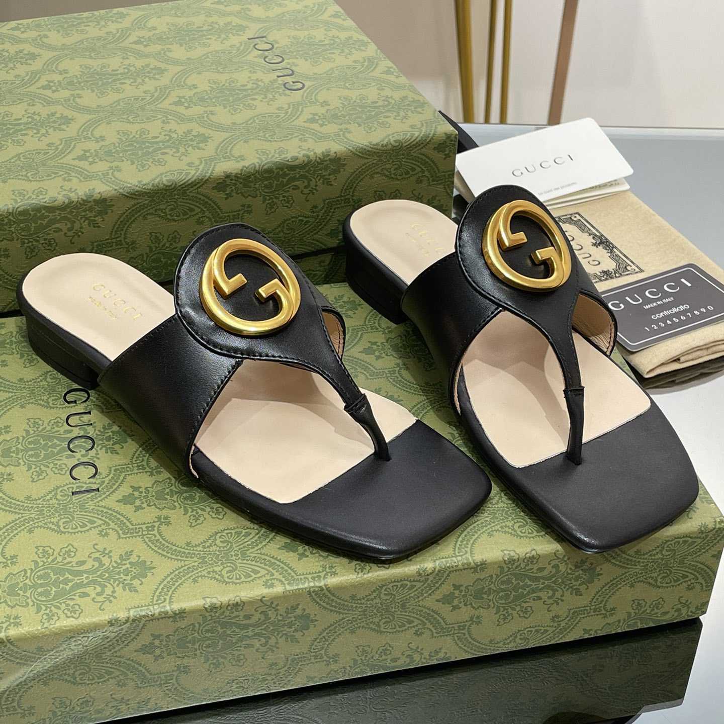 Gucci Women's Gucci Blondie Thong Sandal - DopestKickz