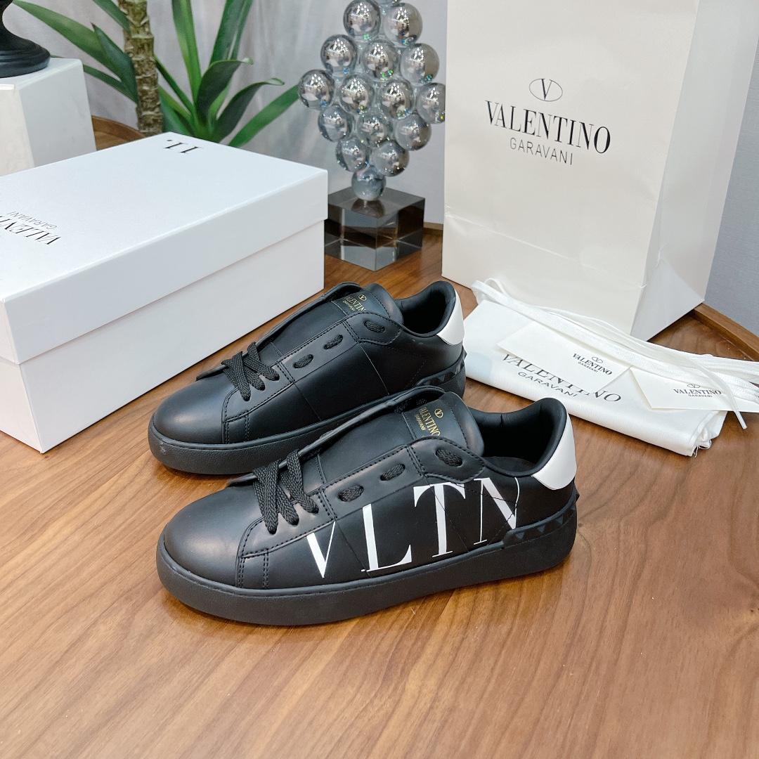 Valenti Open Sneaker With VLTN Print - DopestKickz