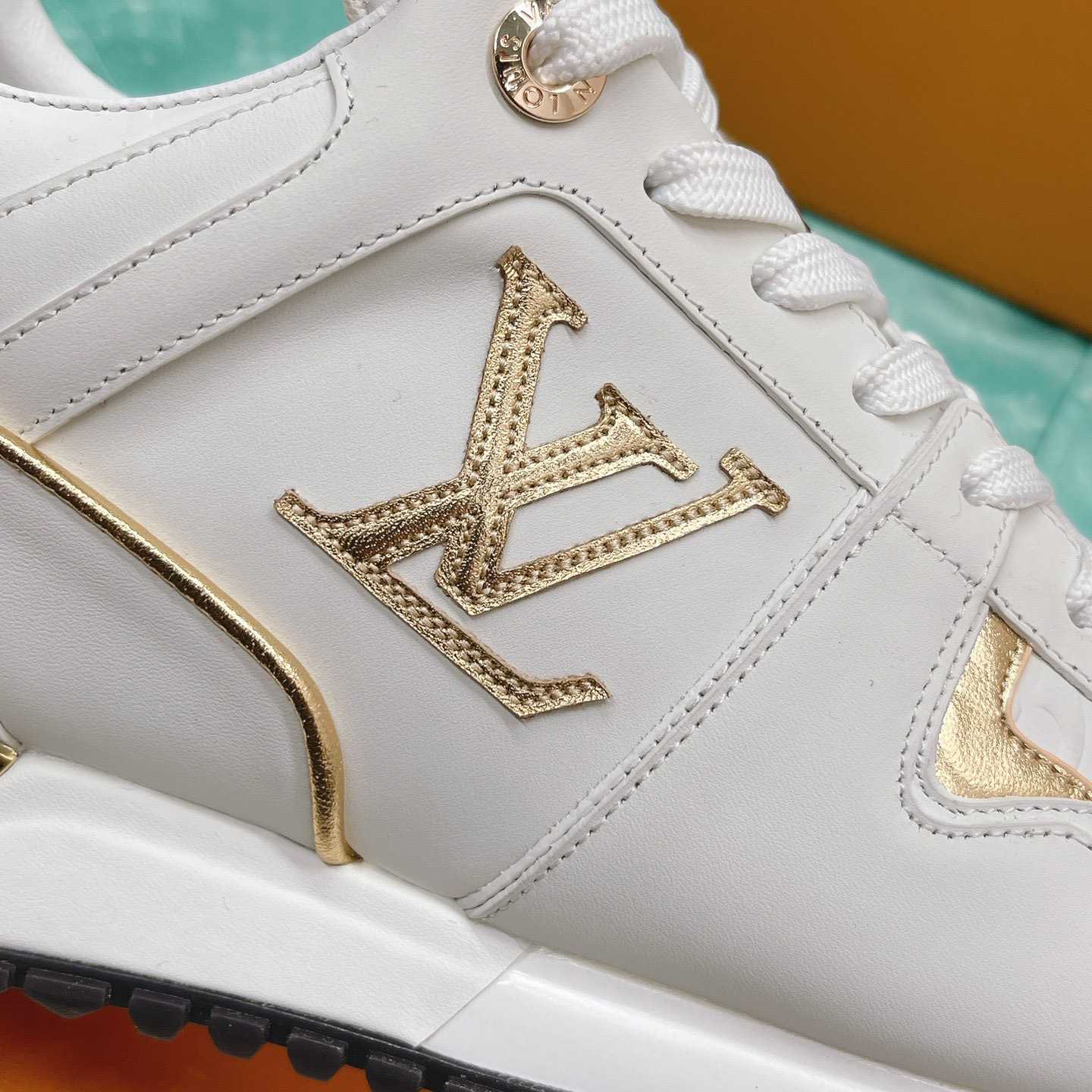 Louis Vuitton Run Away Sneaker      1AAP3T - DopestKickz