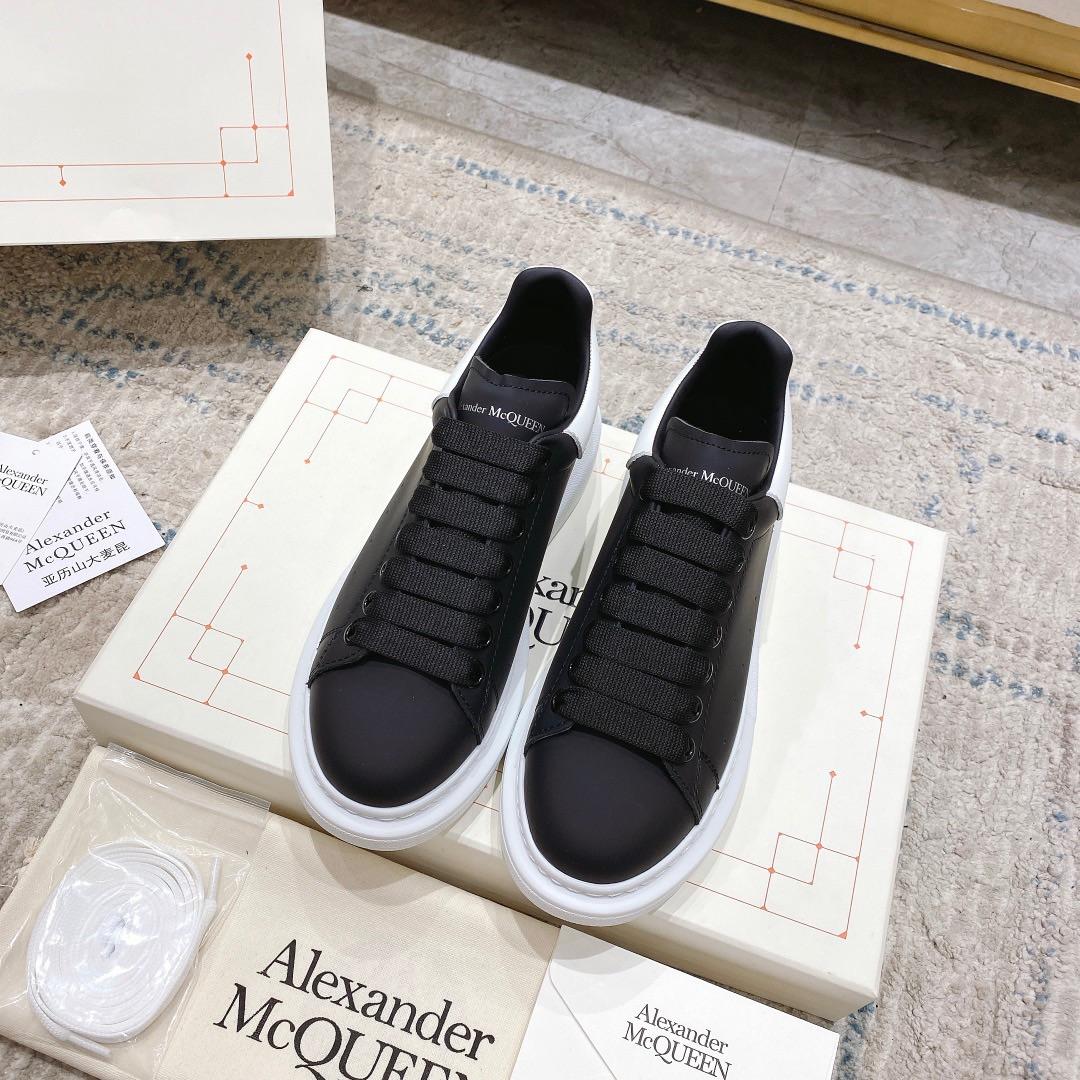 Alexander Mqueen Oversized Sneaker in Black - DopestKickz