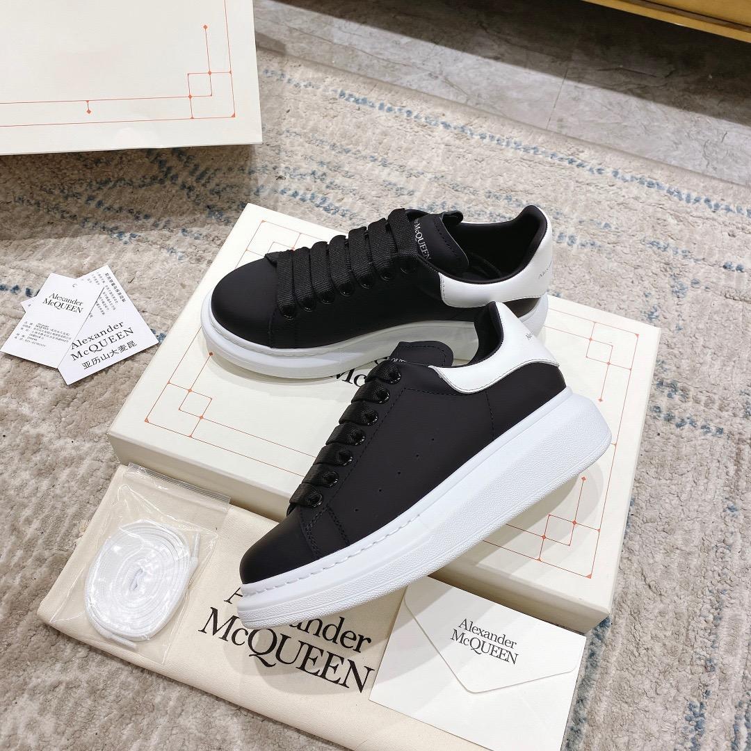 Alexander Mqueen Oversized Sneaker in Black - DopestKickz