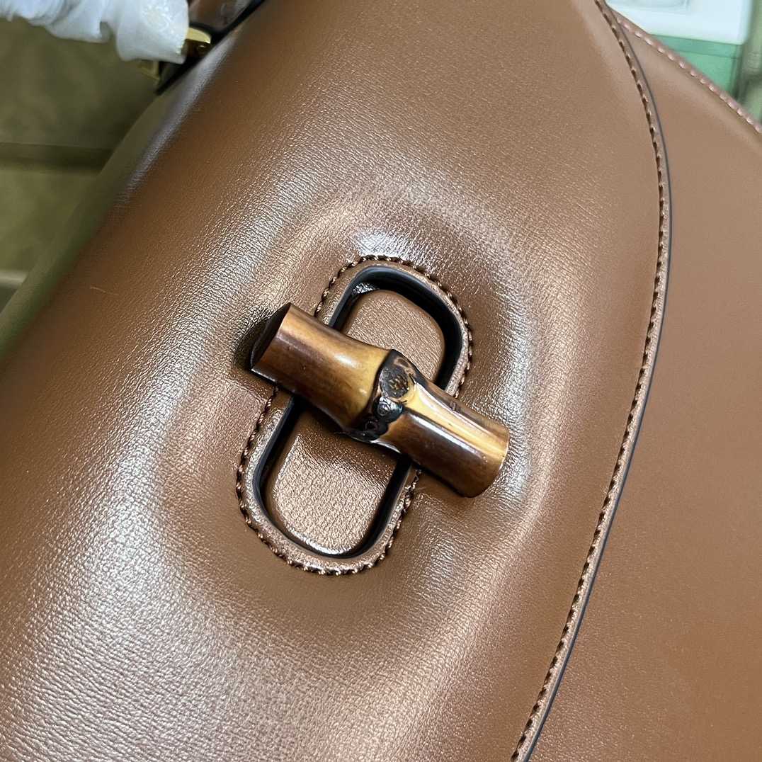 Gucci Bamboo 1947 Medium Top Handle Bag(26-17-9cm) - DopestKickz