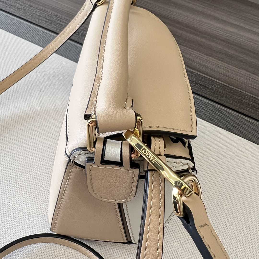 Loewe Mini Puzzle Bag In Classic Calfskin - DopestKickz