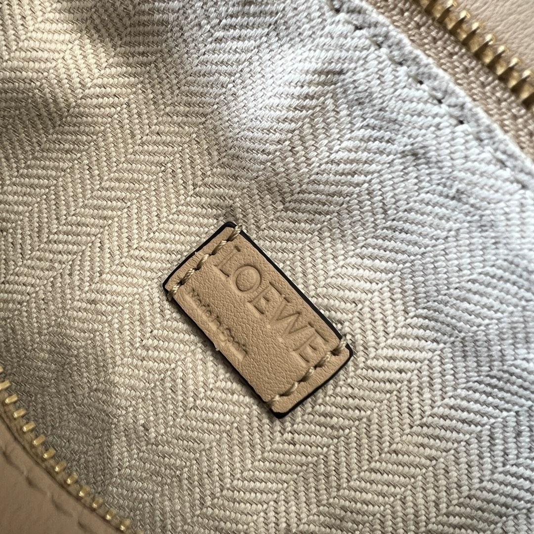 Loewe Mini Puzzle Bag In Classic Calfskin - DopestKickz