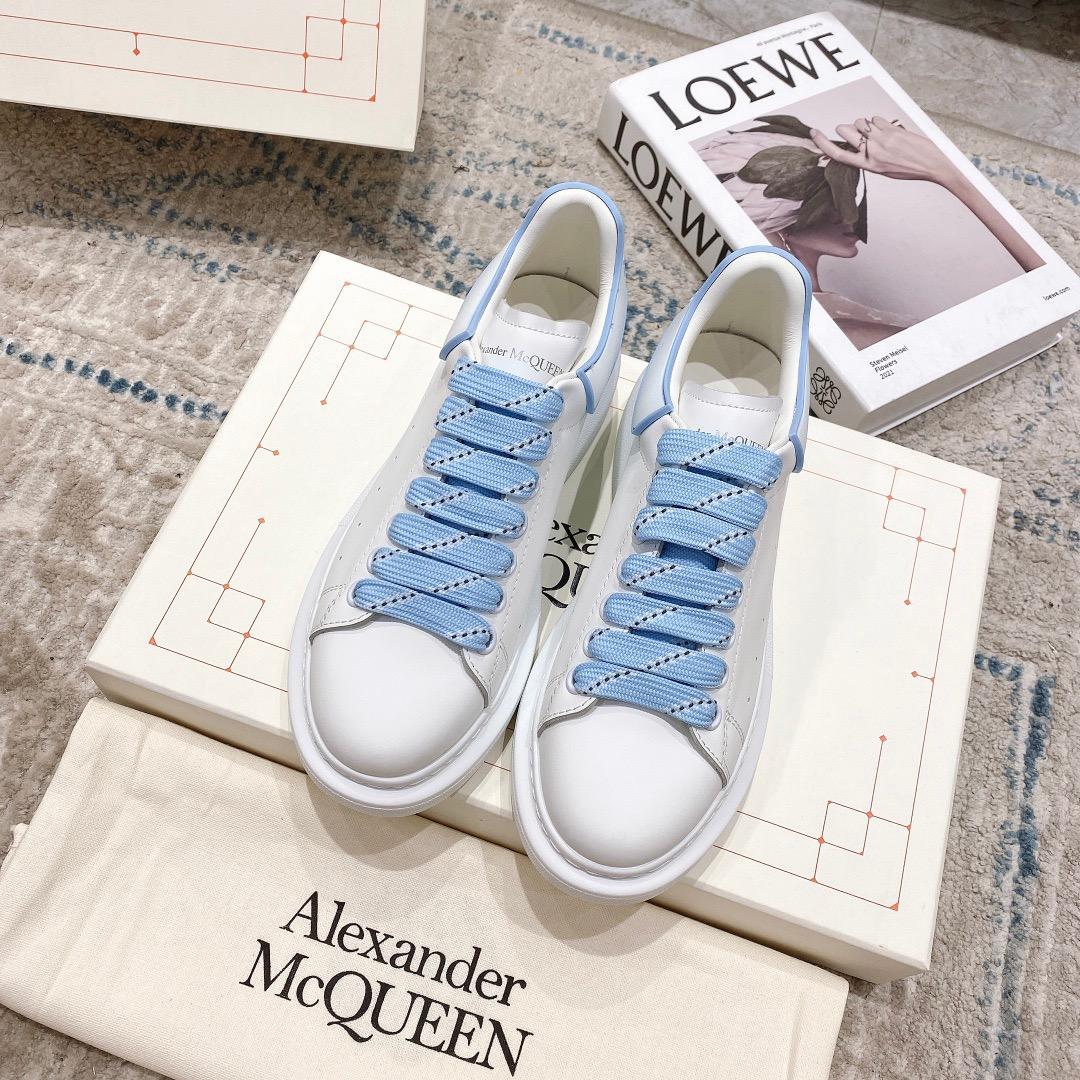 Alexander Mqueen Oversized Sneaker In White - DopestKickz
