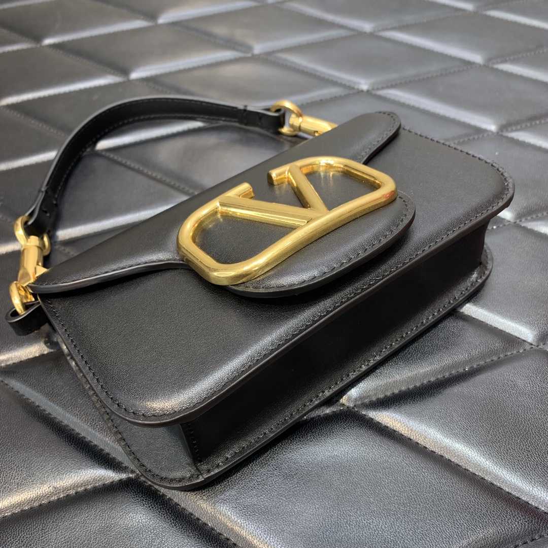 Valenti Locò Small Shoulder Bag In Calfskin - DopestKickz