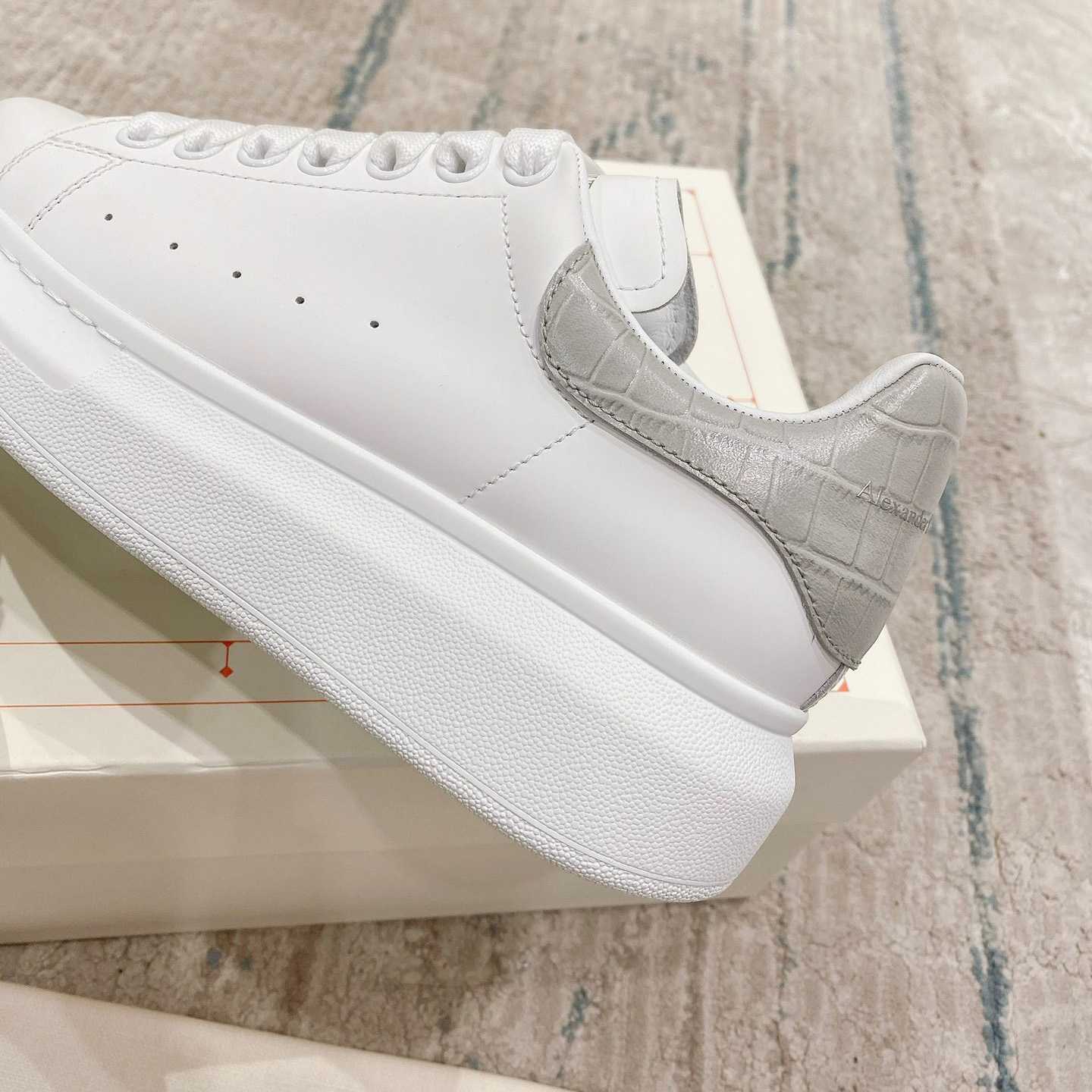 Alexander Mqueen Oversized Sneaker In White/Grey - DopestKickz