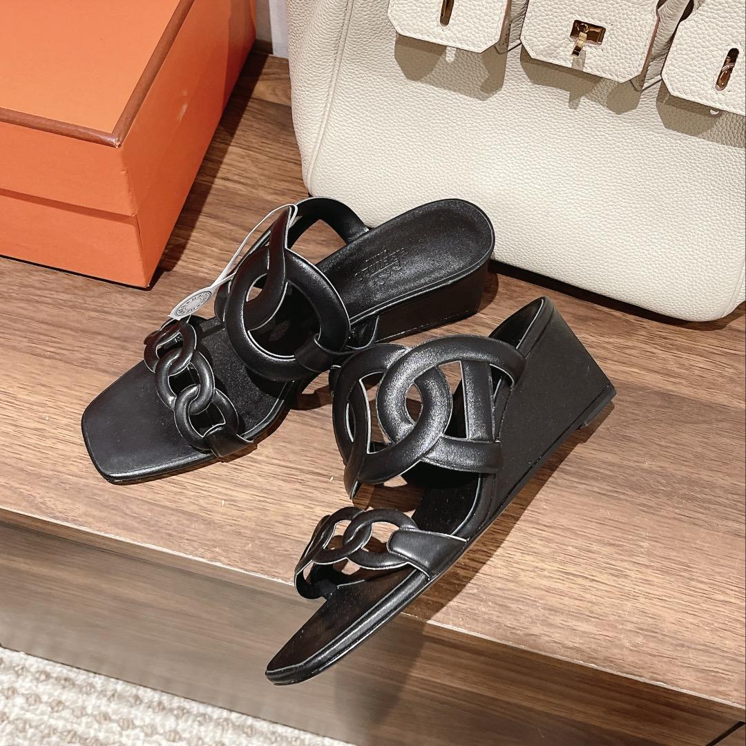 Hermes Figari 55 Sandal - DopestKickz