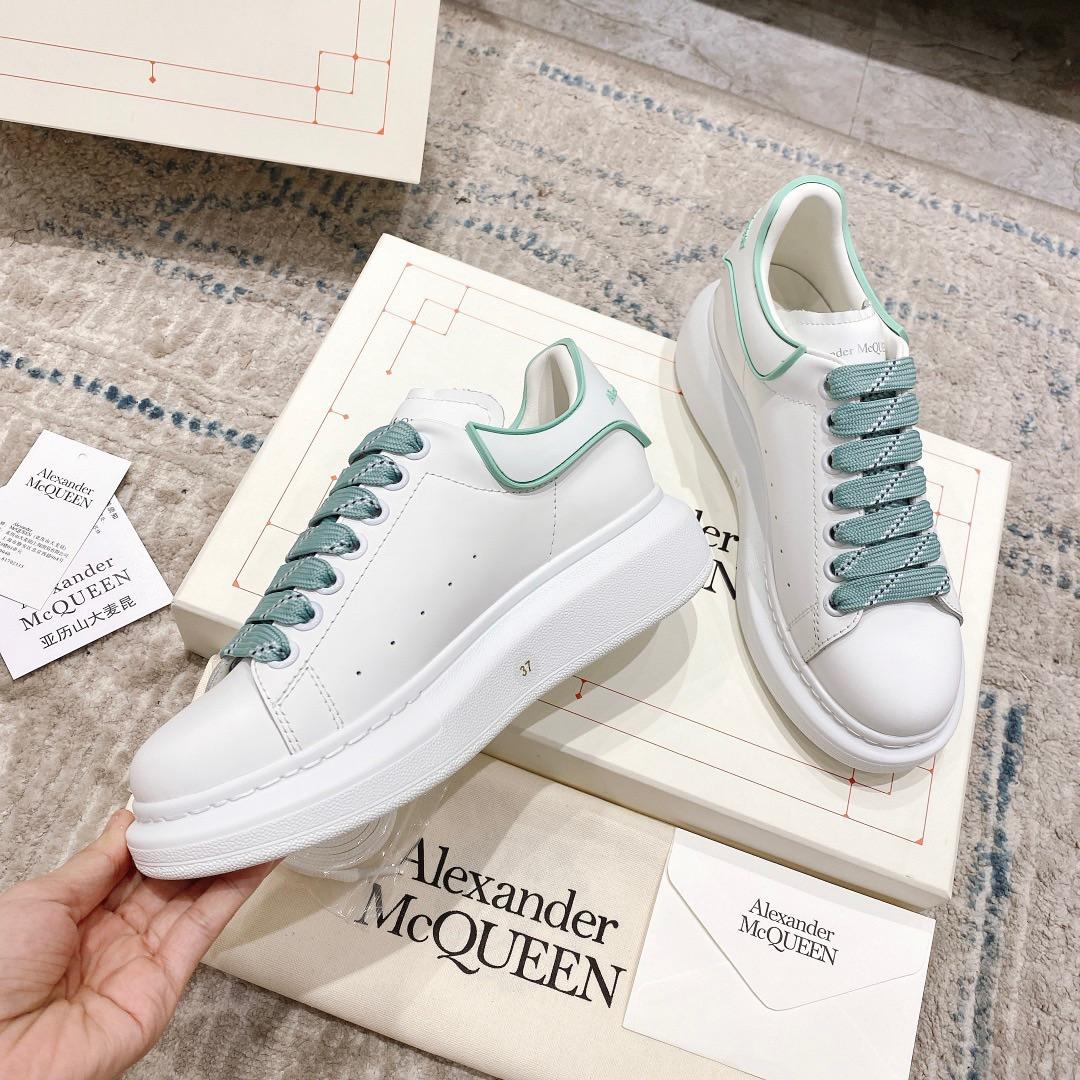 Alexander Mqueen Oversized Sneaker In White - DopestKickz