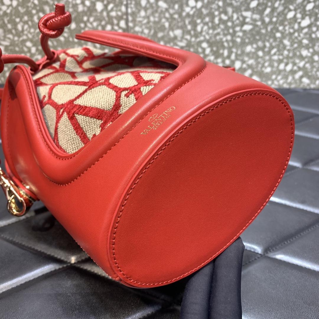 Valenti Le Cinquième Toile Iconographe Bucket Bag - DopestKickz
