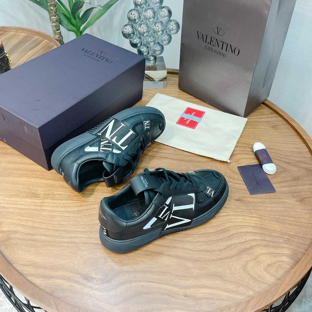 Valenti Low-top Calfskin VL7N Sneaker With Bands - DopestKickz