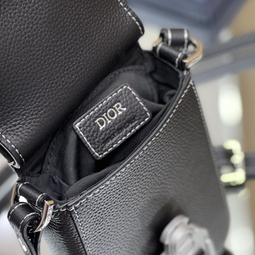 Dior Saddle Vertical Pouch With Strap  - DopestKickz