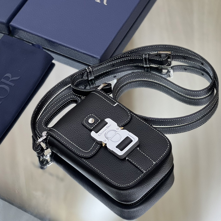 Dior Saddle Vertical Pouch With Strap  - DopestKickz