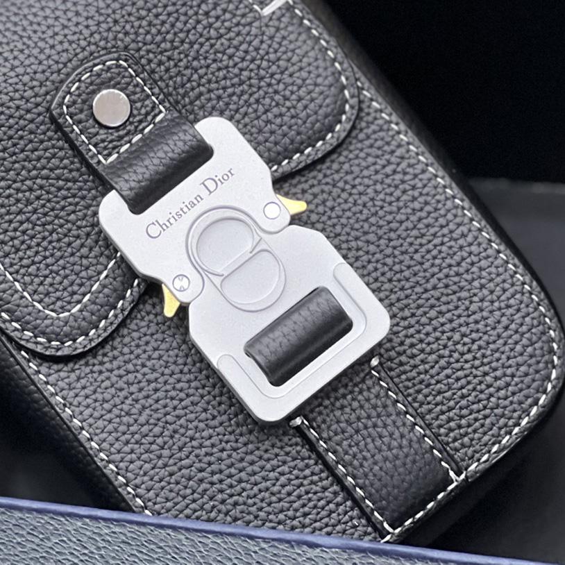 Dior Saddle Vertical Pouch With Strap  - DopestKickz