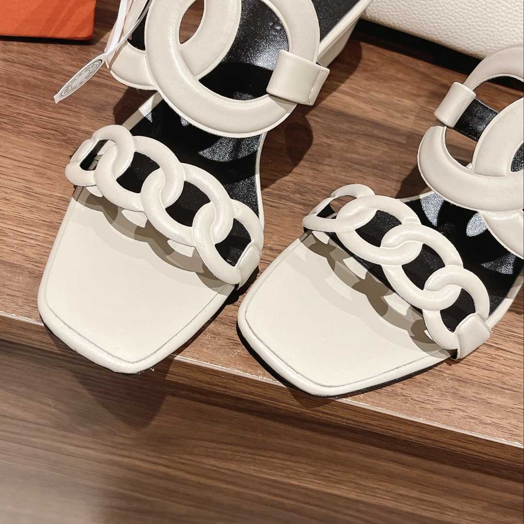 Hermes Figari 55 Sandal - DopestKickz
