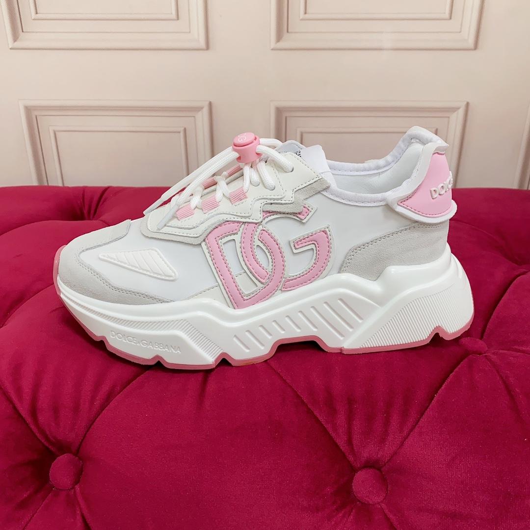 Dolce & Gabbana Daymaster Mixed Leather Runner Sneakers In White - DopestKickz
