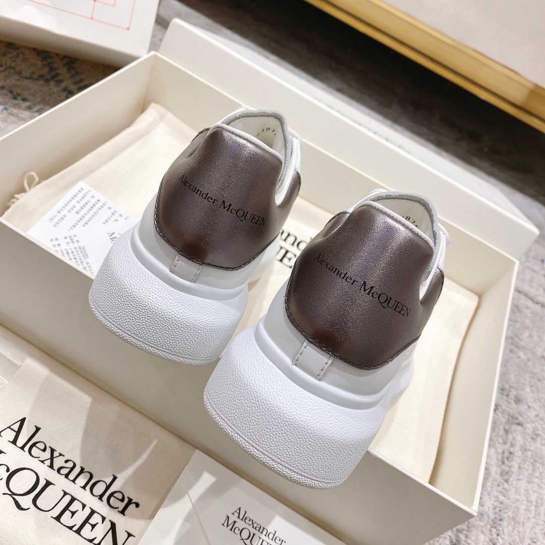 Alexander Mqueen Oversized Sneaker In White - DopestKickz