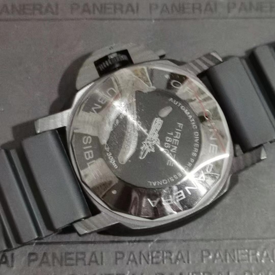 Panerai Submersible Carbotech™ - DopestKickz
