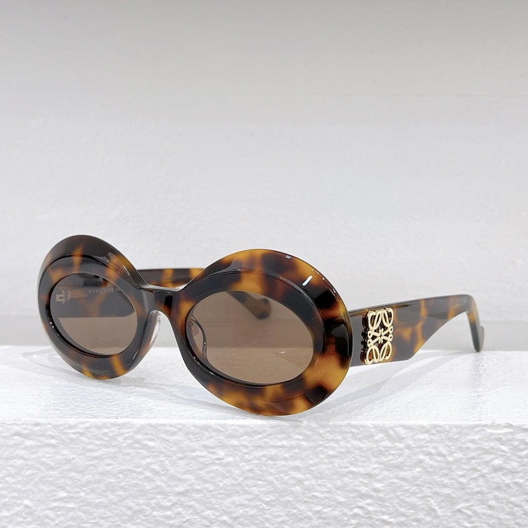 Loewe Oversized Oval Sunglasses In Acetate  LW40091 - DopestKickz