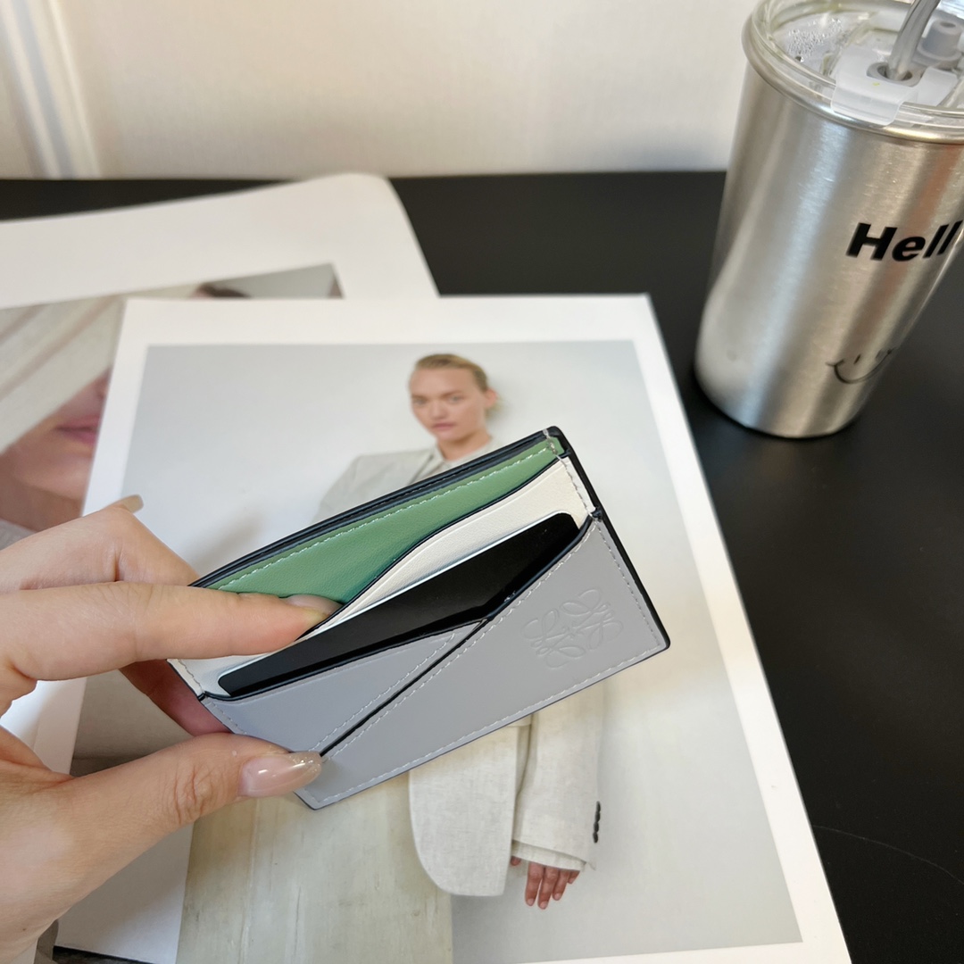 Loewe Puzzle Plain Cardholder (10x7.5cm) - DopestKickz