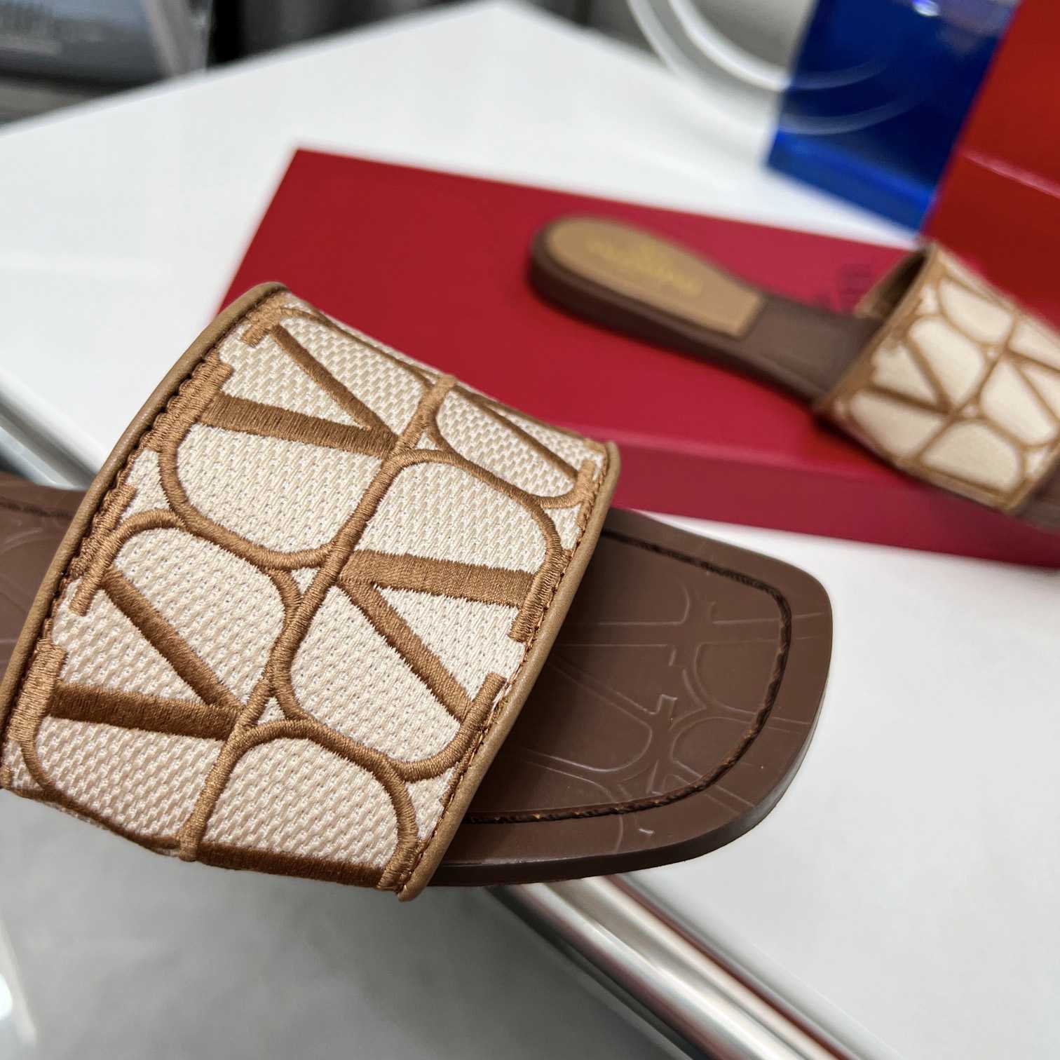 Valenti Toile Iconographe Slide Sandal  - DopestKickz