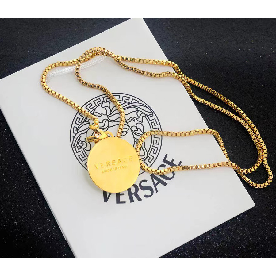 Versace Medusa Disc Pendant - DopestKickz
