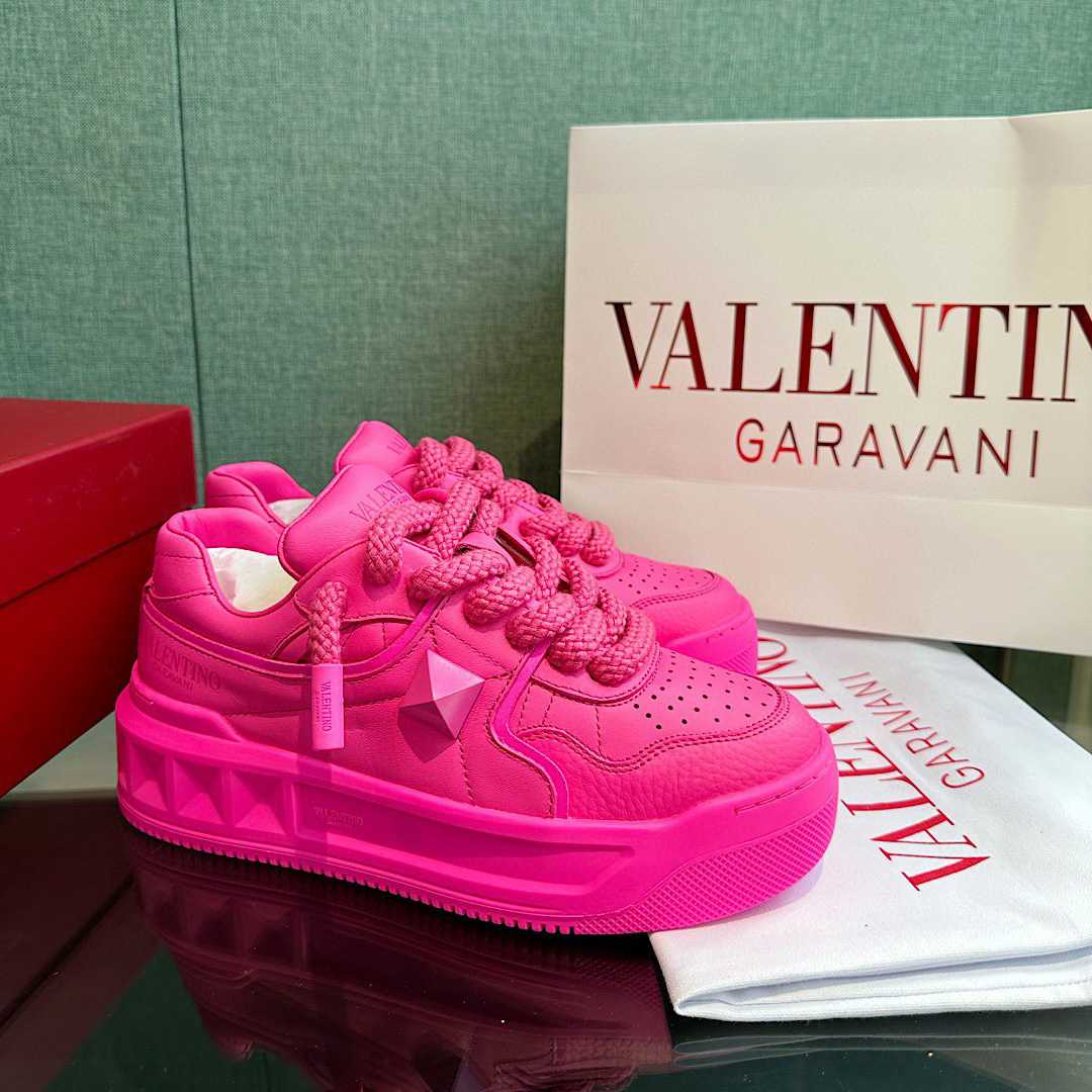 Valenti One Stud XL Nappa Leather Low-Top Sneaker - DopestKickz