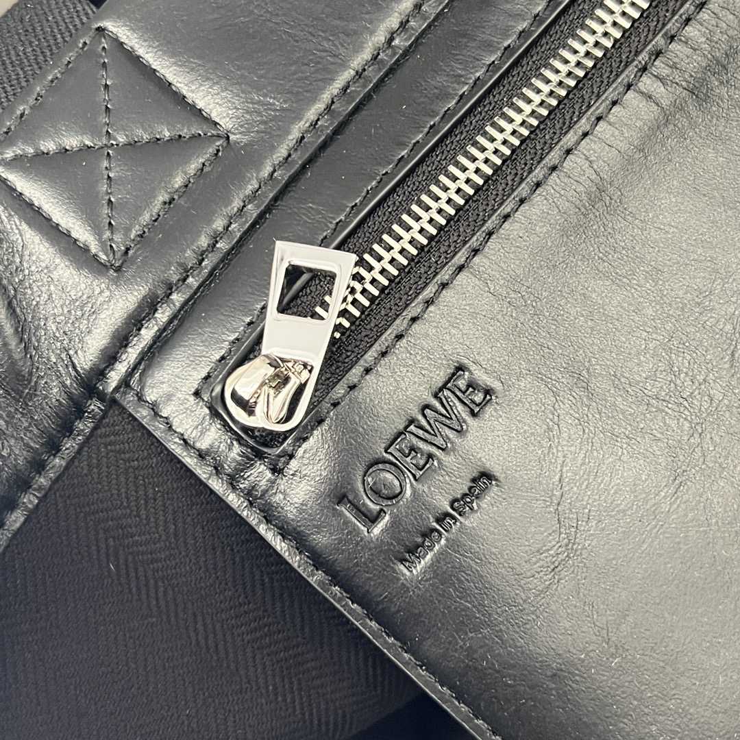Loewe Fold Shopper In Paper Calfskin - DopestKickz