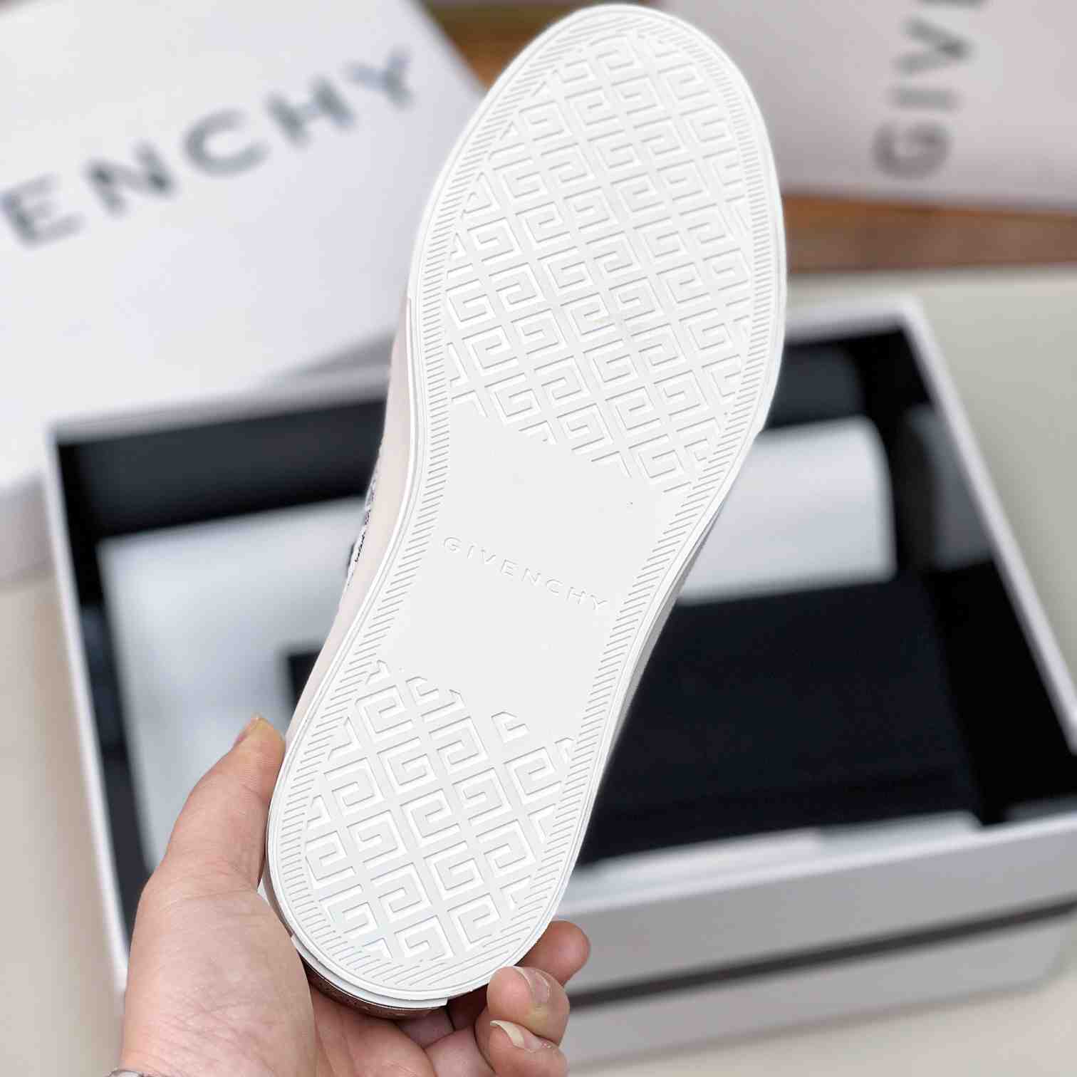 Givenchy Sneakers City In 4G Jacquard - DopestKickz