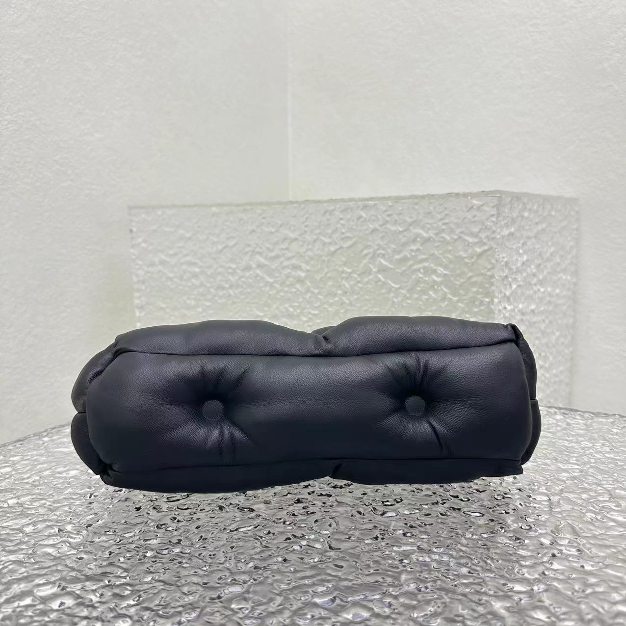 Maison Margiela Glam Slam Classique Medium Shoulder Bag(30-22-10cm) - DopestKickz