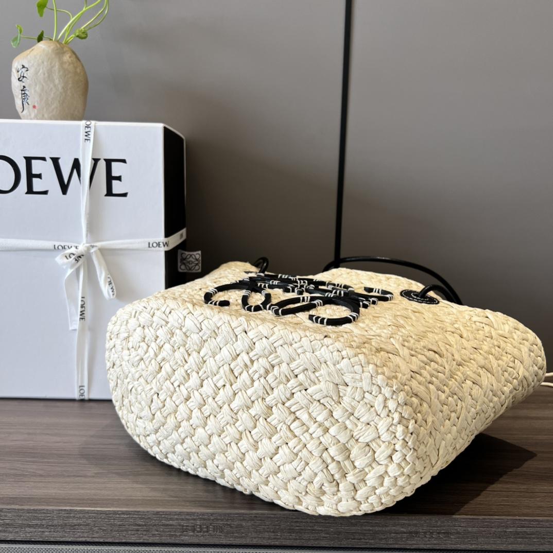 Loewe Small Anagram Basket Bag In Iraca Palm And Calfskin - DopestKickz