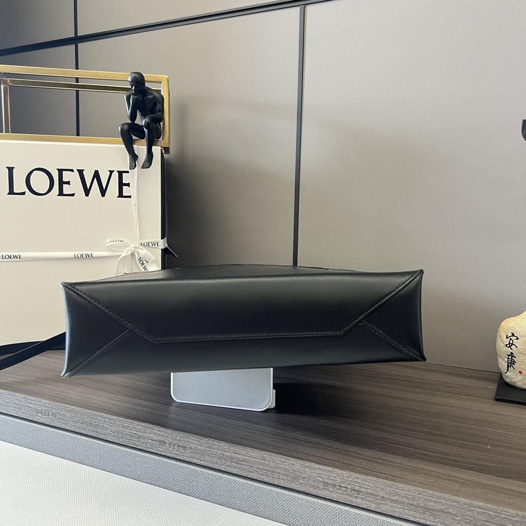 Loewe Standard A4 Tote In Sleek Calfskin - DopestKickz