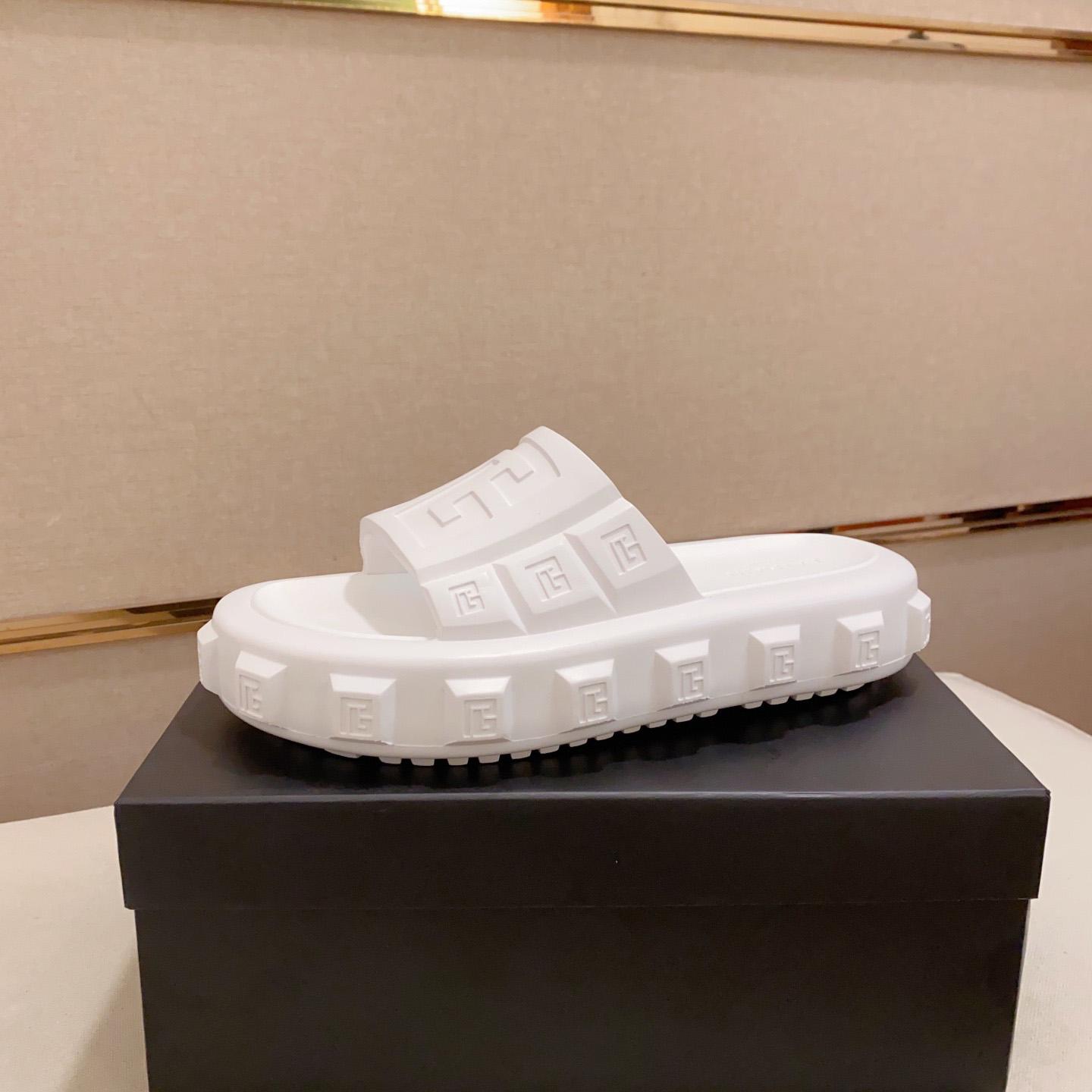 Balmain Embossed-logo Detail Slides - DopestKickz