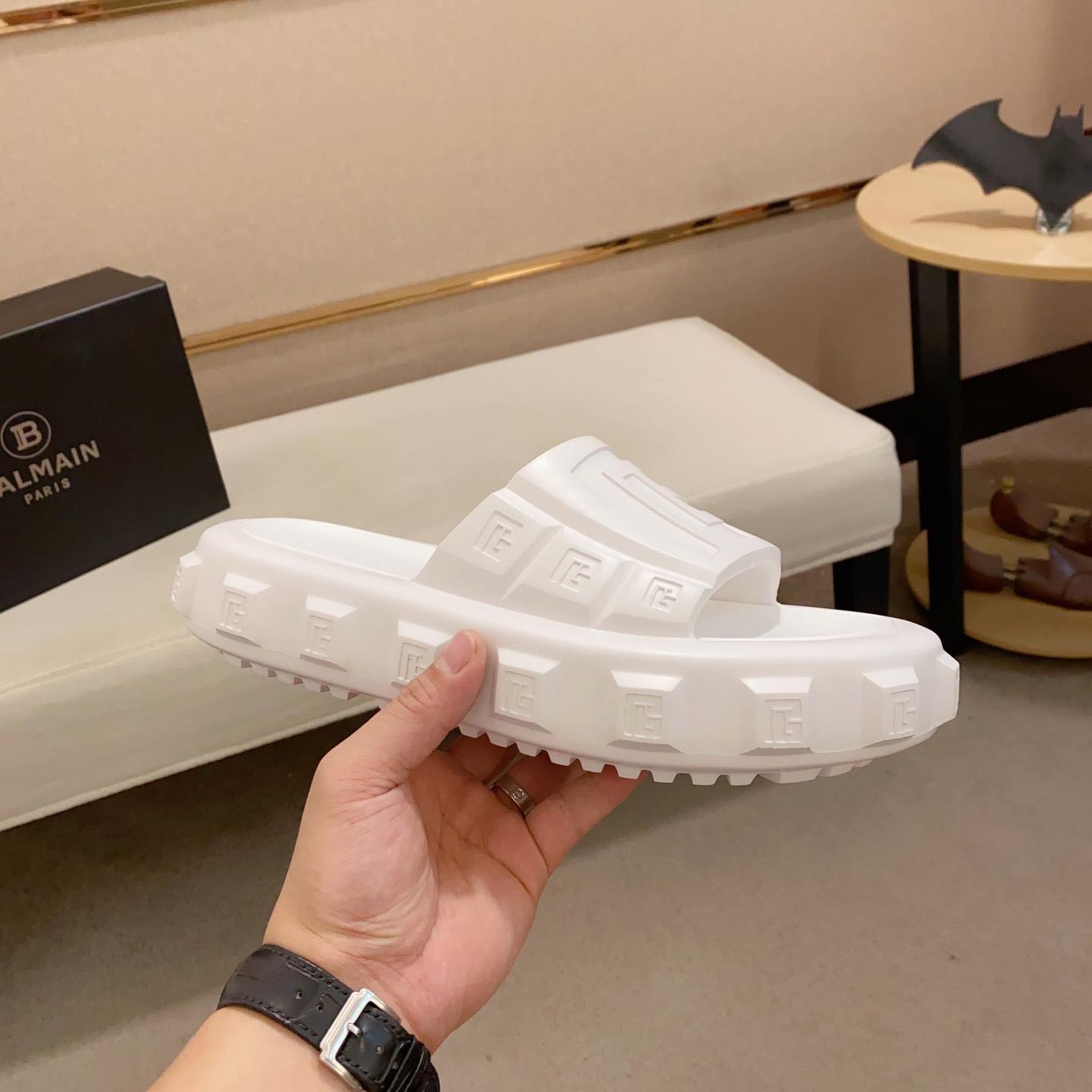 Balmain Embossed-logo Detail Slides - DopestKickz