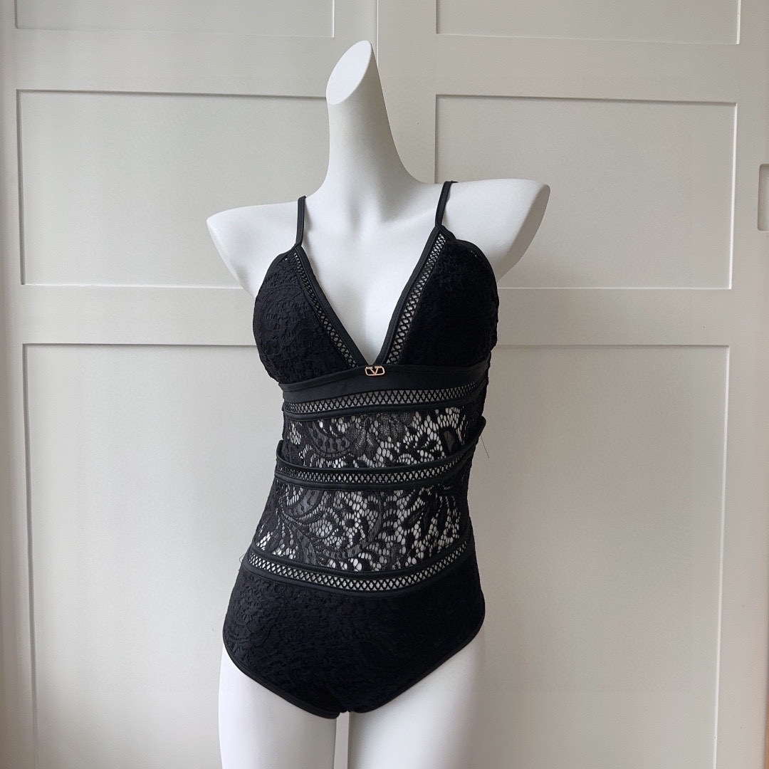 Valenti One-piece Swimsuit - DopestKickz