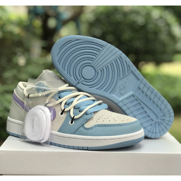 Air Jordan 1 Low Sneaker       DC0774-050  - DopestKickz