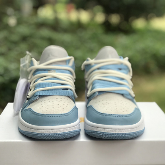 Air Jordan 1 Low Sneaker       DC0774-050  - DopestKickz
