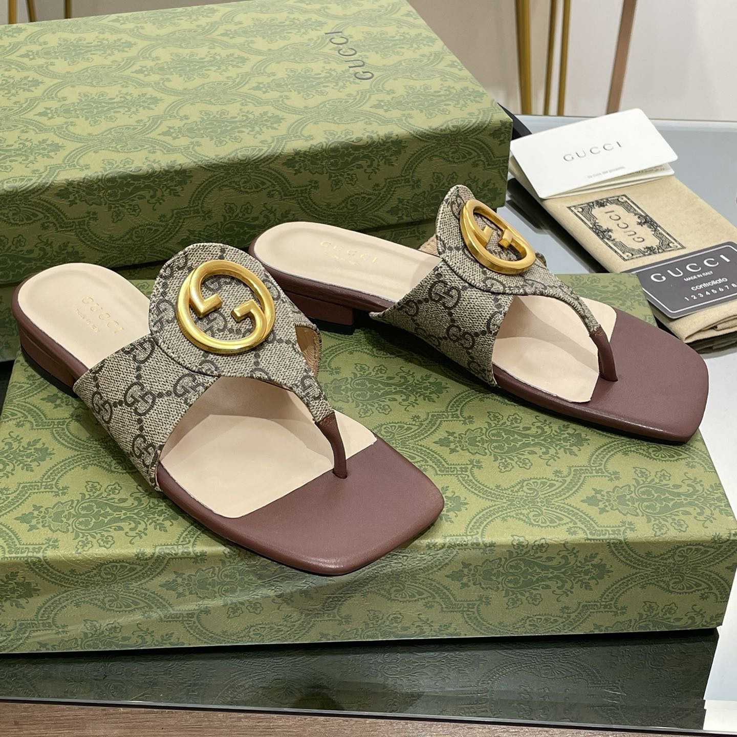 Gucci Womens Gucci Blondie Thong Sandal - DopestKickz