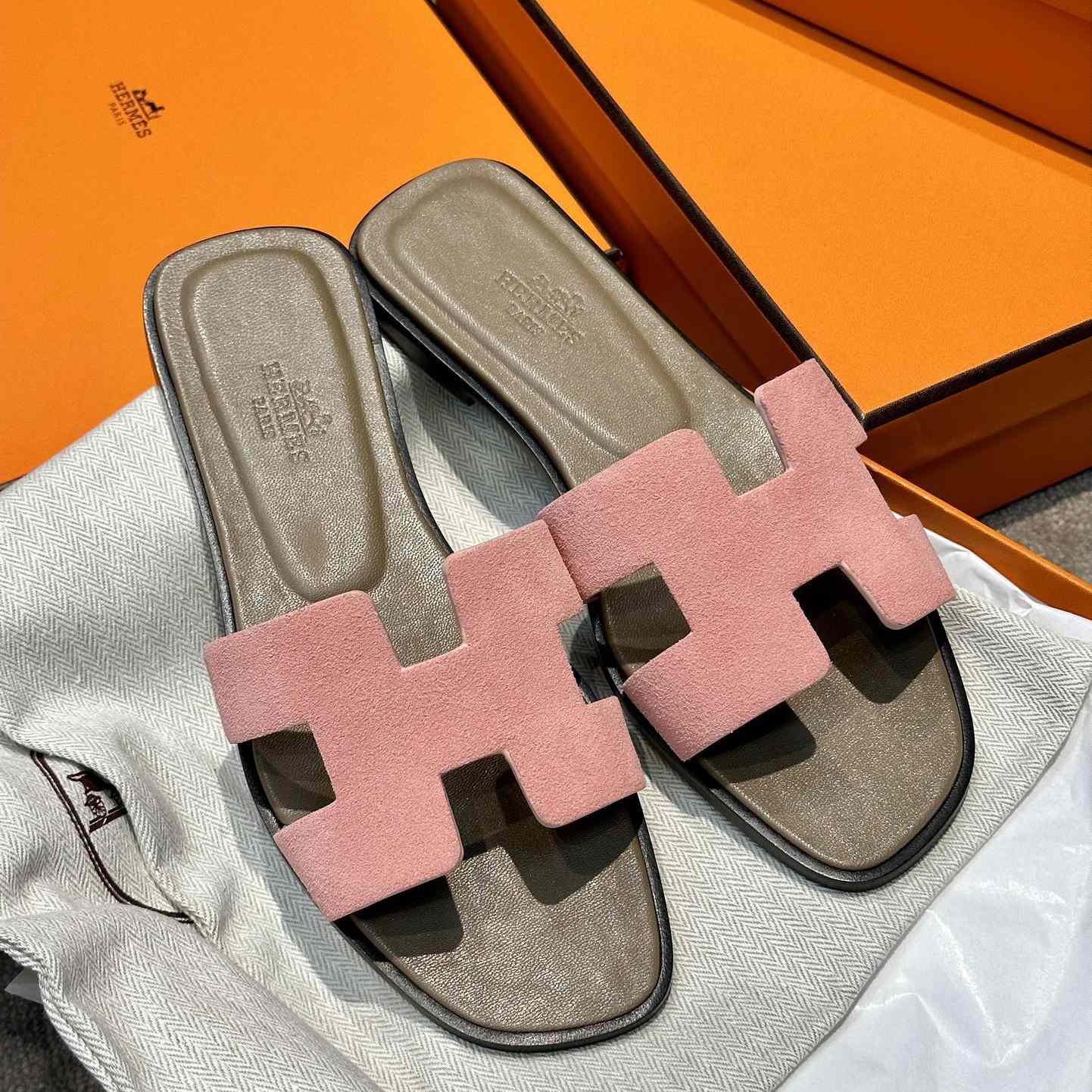 Hermes Oran Sandal - DopestKickz