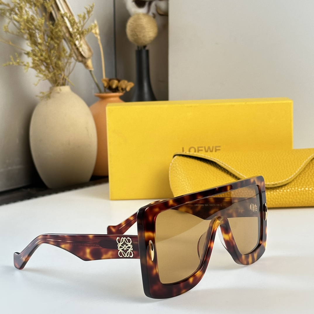 Loewe Anagram Mask Sunglasses In Acetate     LW40106U  - DopestKickz
