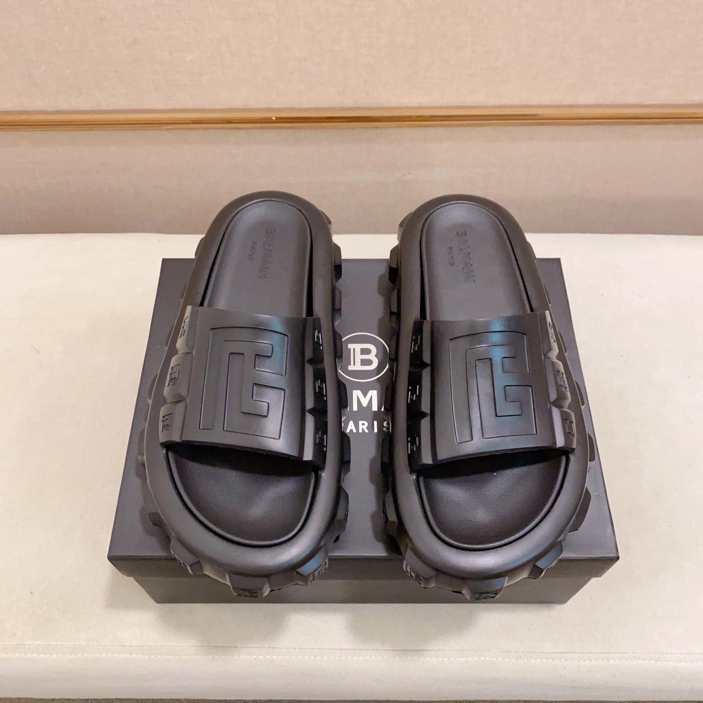 Balmain Embossed-logo Detail Slides - DopestKickz