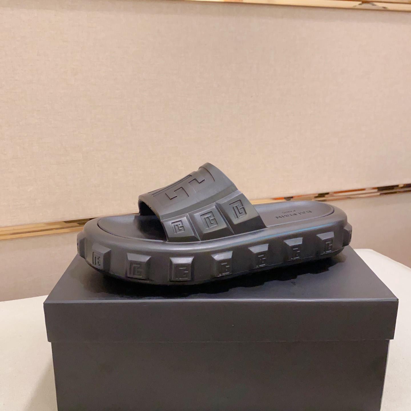 Balmain Embossed-logo Detail Slides - DopestKickz