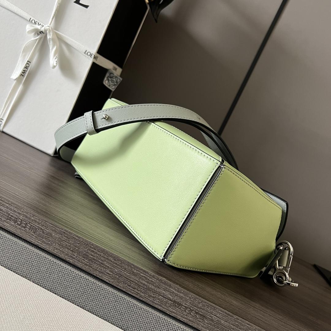 Loewe Small Puzzle Bag In Classic Calfskin - DopestKickz