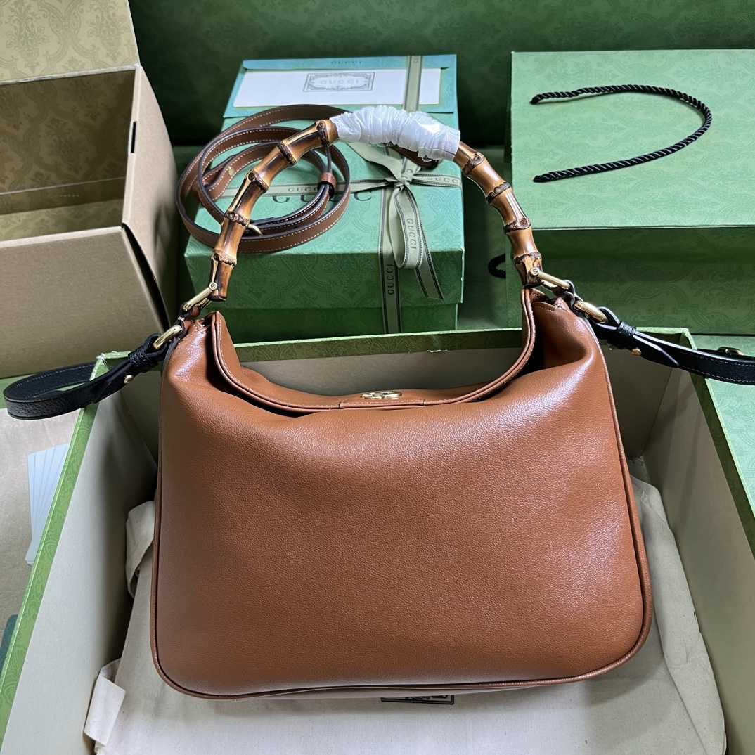 Gucci Diana Medium Shoulder Bag(30-23-6.5cm) - DopestKickz