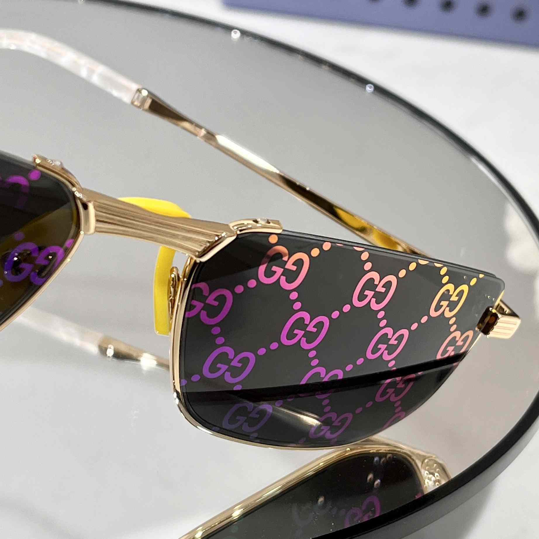 Gucci Rectangle-Frame Gold-Tone Mirrored Sunglasses   GG0627S - DopestKickz