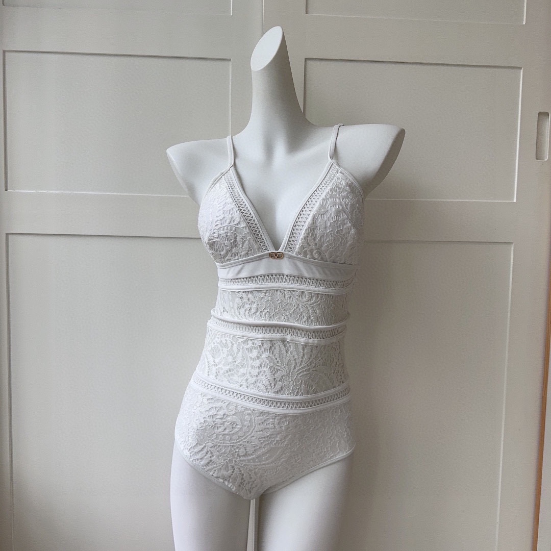Valenti One-piece Swimsuit - DopestKickz