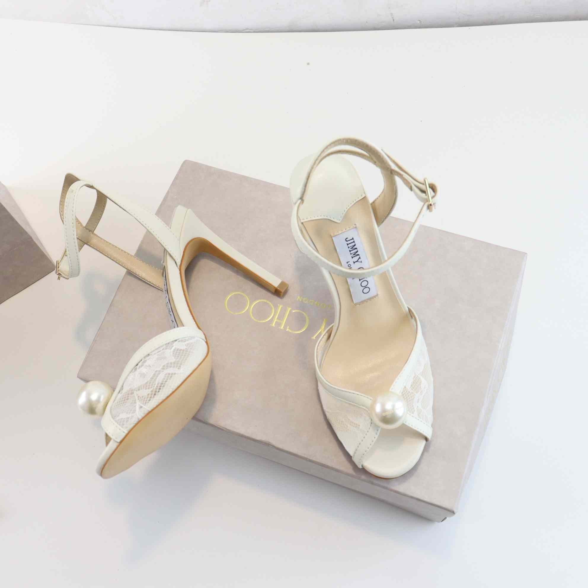 Jimmy Choo Sacora 85  - DopestKickz
