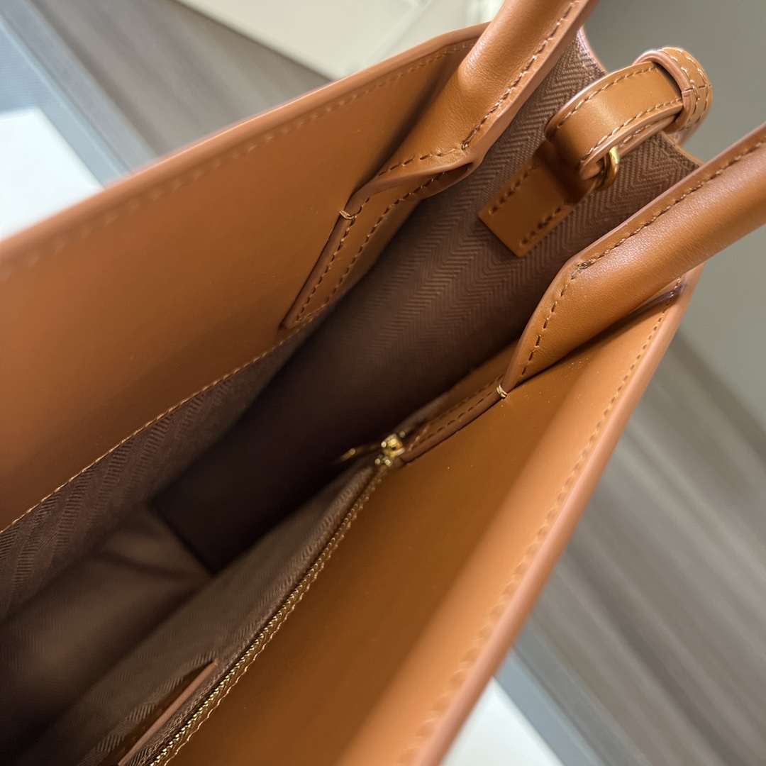 Loewe Standard A4 Tote In Sleek Calfskin - DopestKickz
