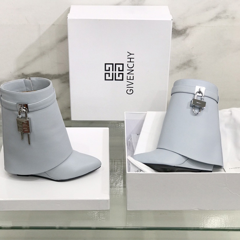 Givenchy Shark Lock Ankle Boots In Leather - DopestKickz