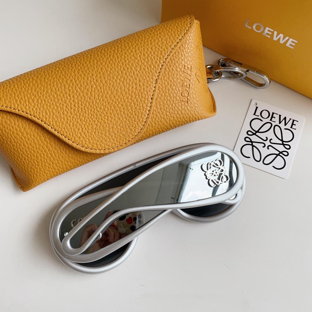 Loewe Wave Mask Sunglasses - DopestKickz
